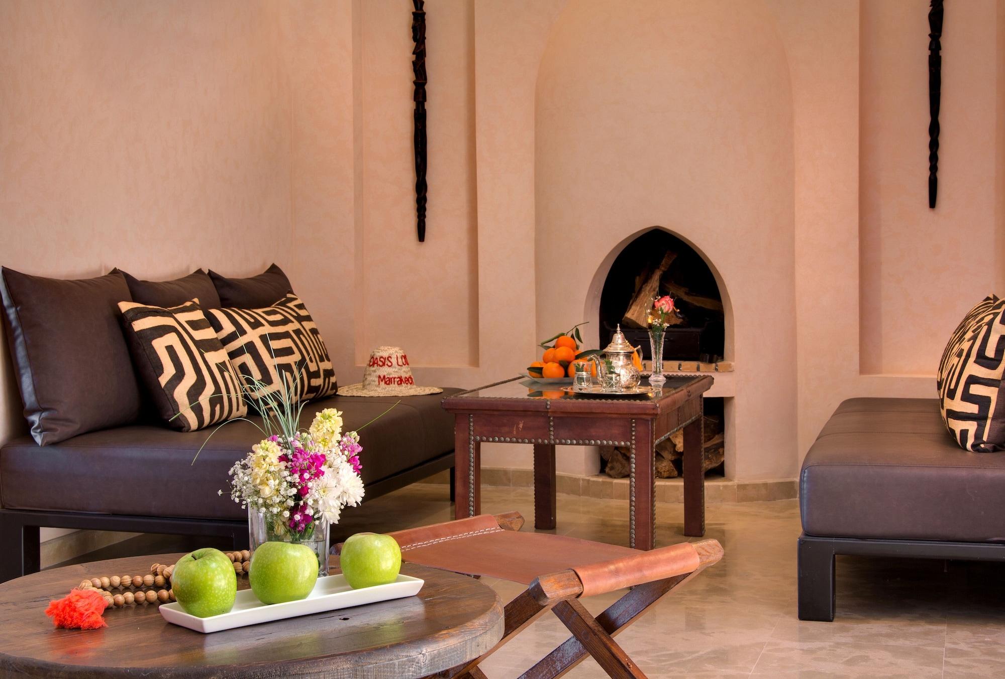 Hotel Oasis