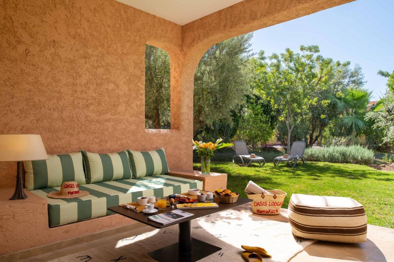 Oasis Hotel 4*